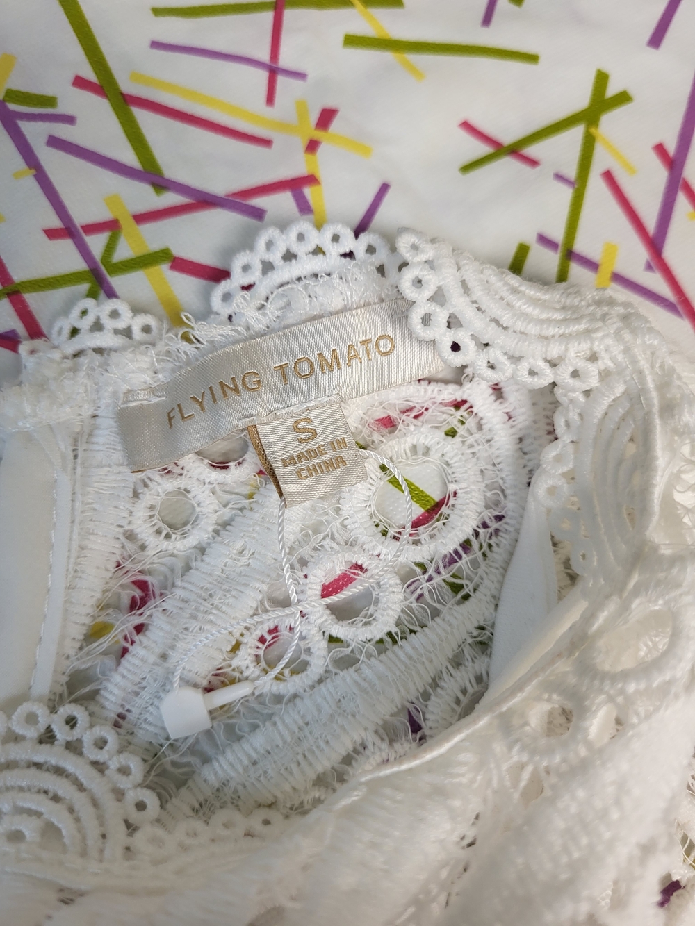 Flying Tomato White Crochet Lace Eyelet Puff-Sleeve Blouse Sz. S - Picture 9 of 13